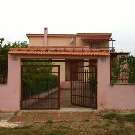 Delia 600mt Dal Mare Iun R2818 Feriehus